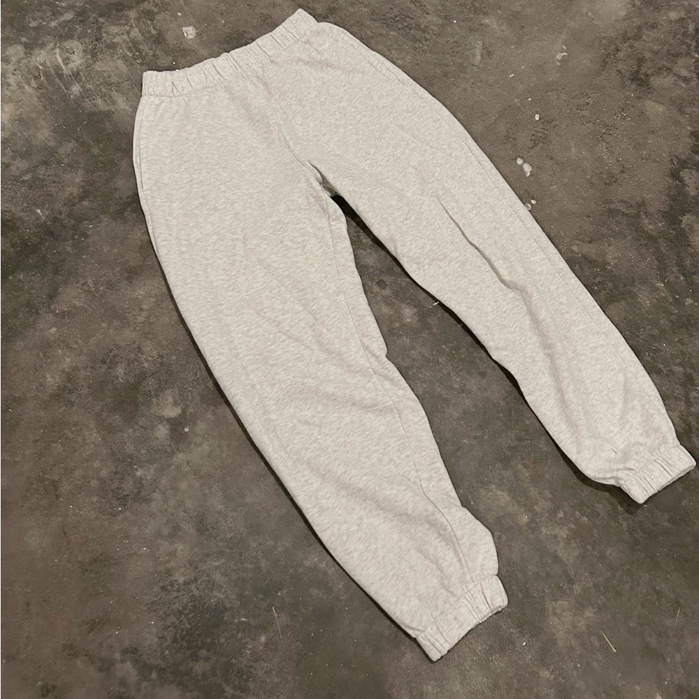 grey hollister joggers